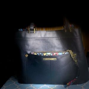 Steve Madden Purse. Black. Overall good condition. Clean